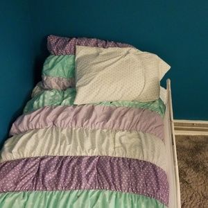 Girls Twin bedding